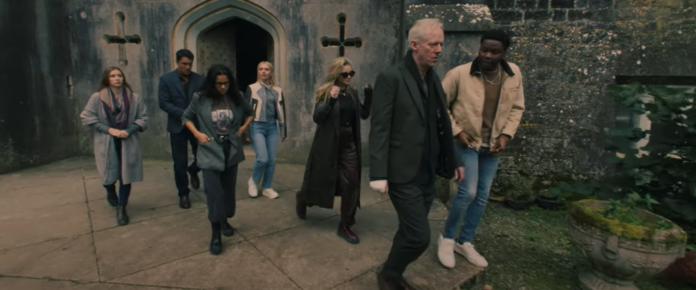 Screenshot from “The Faceless Lady”