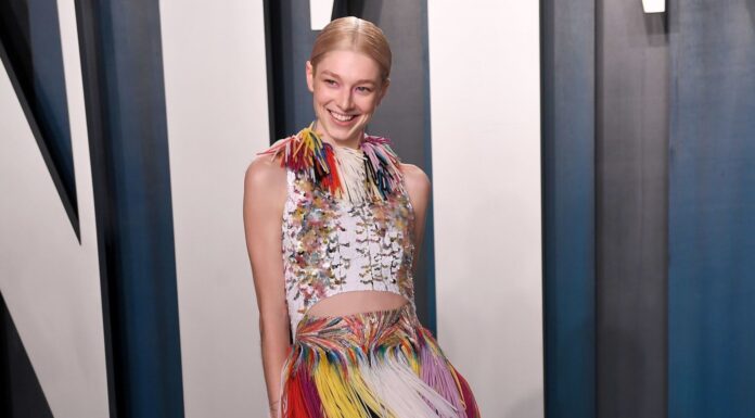 Hunter Schafer at the Vanity Fair Oscar Party in 2020